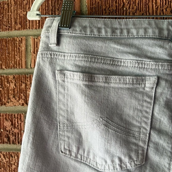 Michael Kors Gray Straight Leg Cropped Mid Rise Jeans Size 8 - Picture 5 of 7